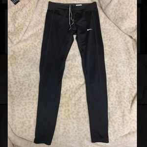Small Nike leggings